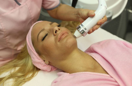 tripolarna radiofrekvenca obraza art-pe