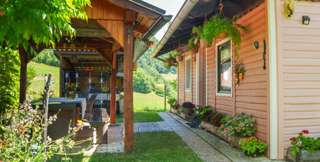 Romantic cottage in the real nature